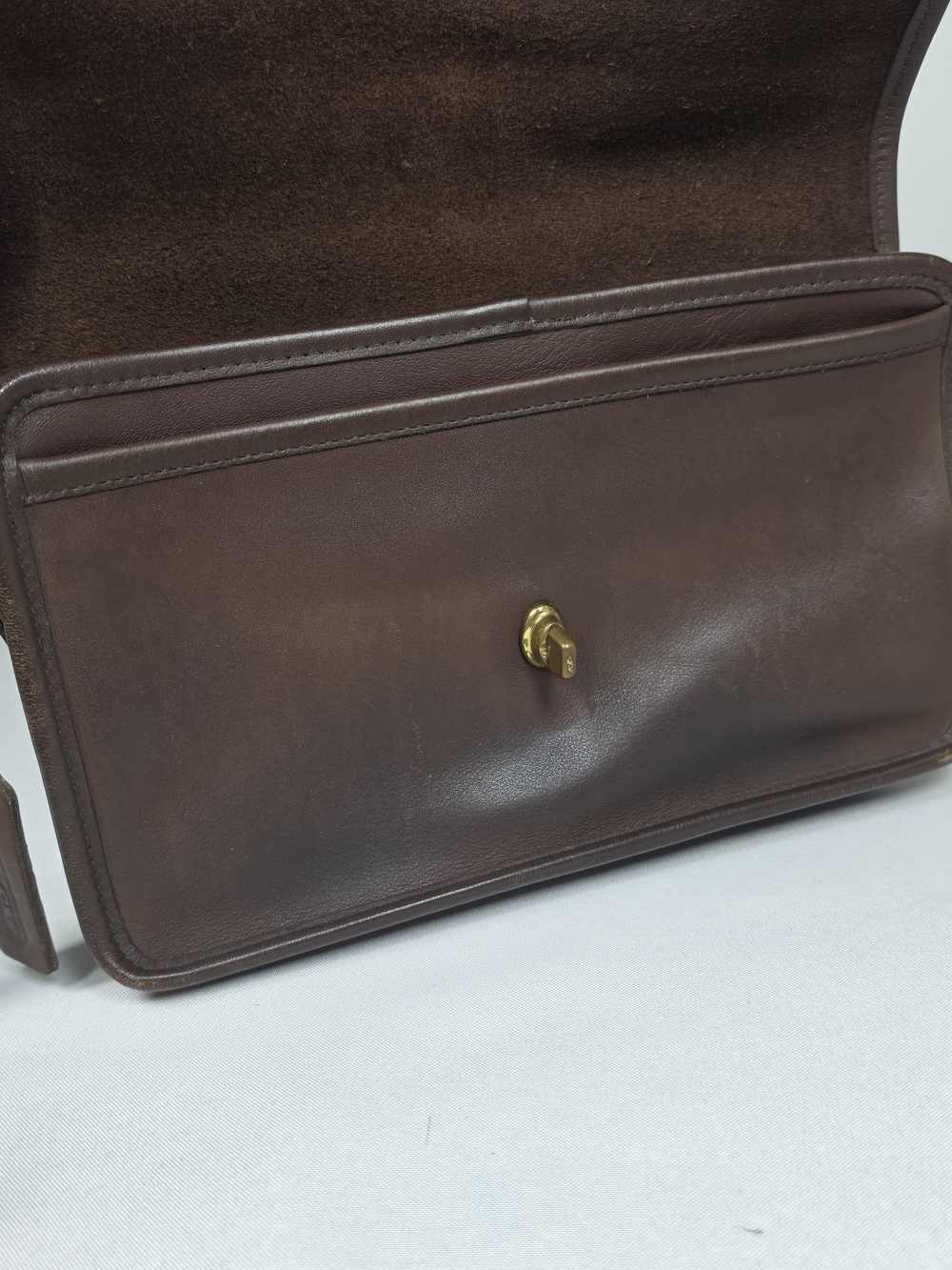 COACH Vintage Brown Leather Men’s Turnlock Clutch Wristlet Bag 9971 USA M OS - Picture 9 of 15